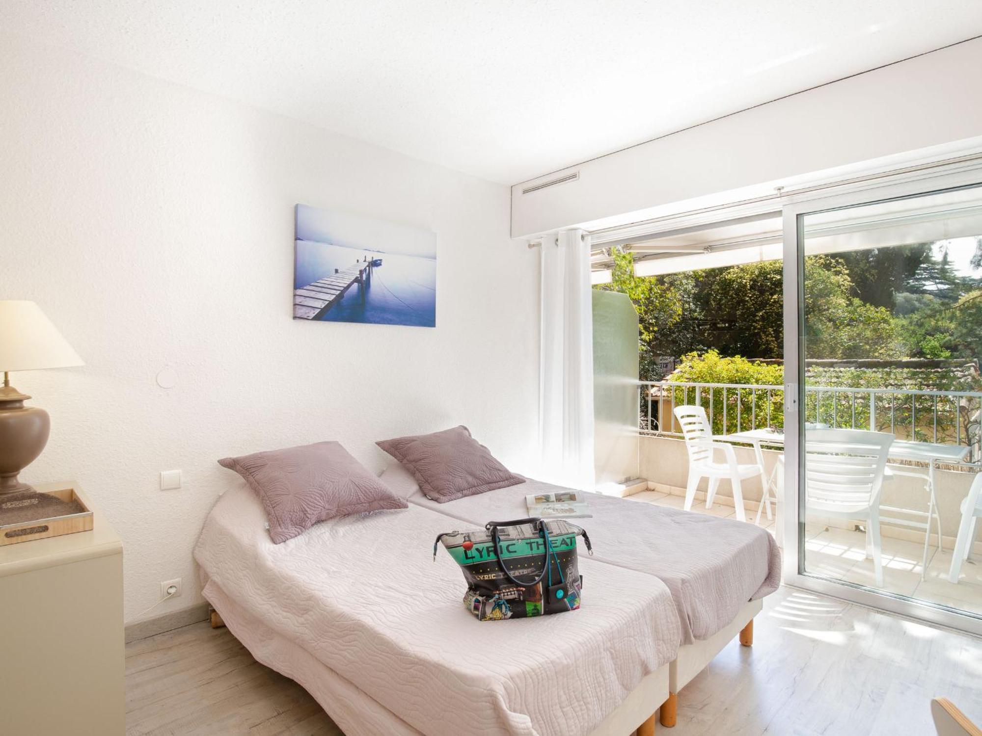 Saint-Raphaël Studio Climatise Pour 3, Face Est, A 50M Plage Et Proche Commerces - Fr-1-466A-23 מראה חיצוני תמונה