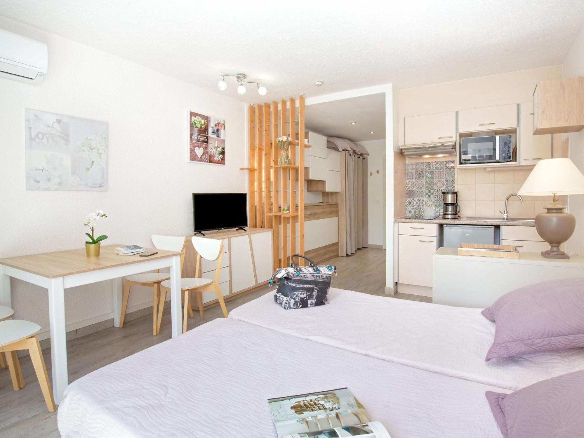 Saint-Raphaël Studio Climatise Pour 3, Face Est, A 50M Plage Et Proche Commerces - Fr-1-466A-23 מראה חיצוני תמונה